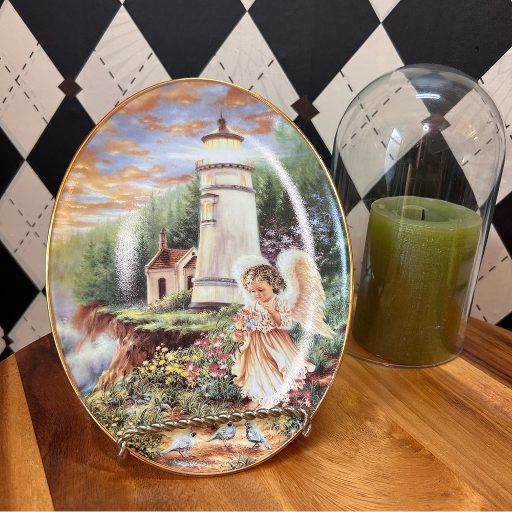 Vintage Porcelain Angel Plate – Dona Gelsinger “A Little Hope Lights the Way”
